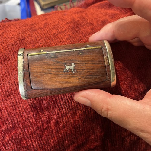 Antique wooden snuff box dog - snuff,