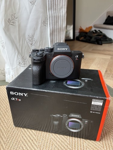 Sony alpha a7r mirrorless - alpha,