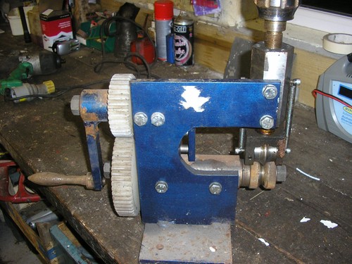 Swaging machine