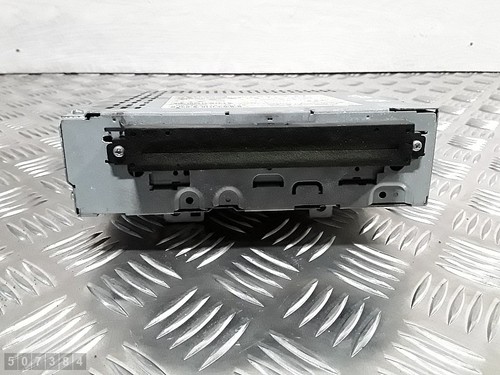 2005 volvo v50 car - radio, cd