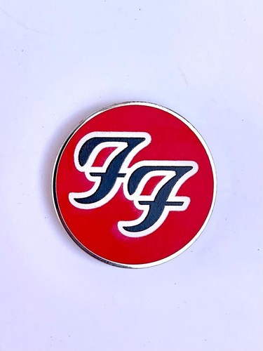 Foo fighters pin badge enamel - foo,