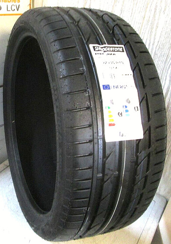 225 bridgestone potenza - 225/35/19,