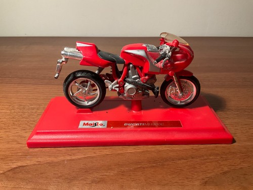 Maisto ducati mh900e - maisto, diecast