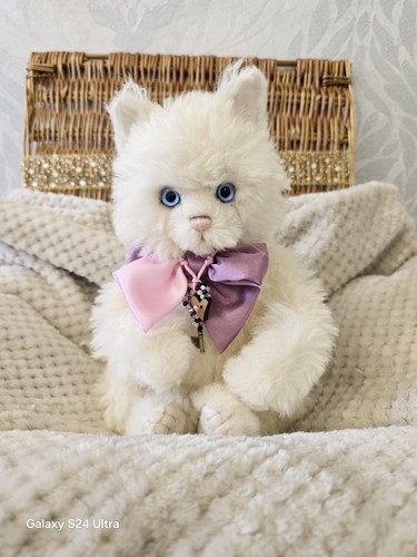 Charlie bear nine lives - nine, cat