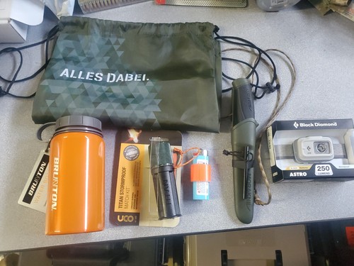 Hiking bushcraft emergency - hiking/, /emergency