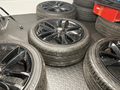 Vauxhall corsa alloy wheels - 17,