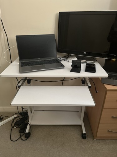 White freestanding computer - white,