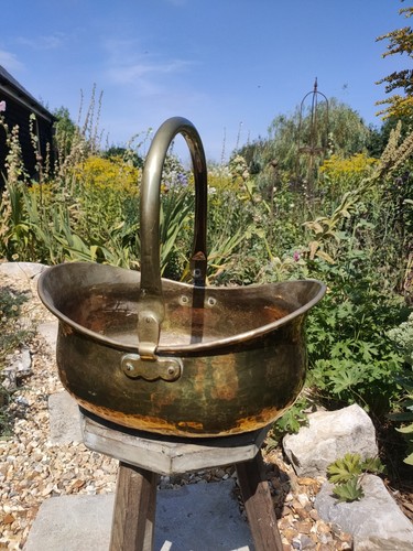 Antique coal scuttle bucket - coal,