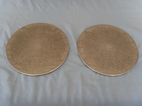 Hot plate cake - cake, stands