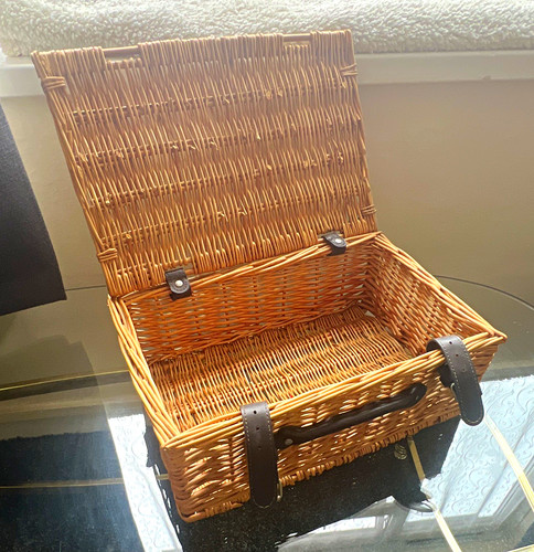 Brown wicker picnic basket - brown,