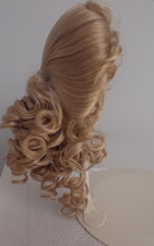 9 inch Dolls Wig in Blonde