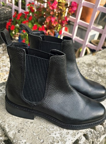 Clarks black leather chelsea - clarks,