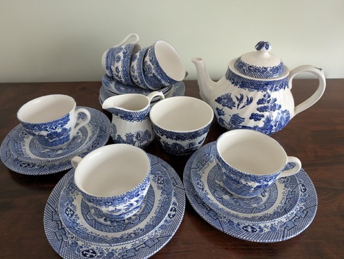 Vintage blue white - &, willow