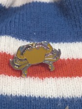 VELVET SWIMMING CRAB PIN BADGE