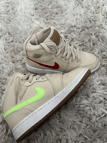Jordan air mid - air,