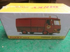 ATLAS  EDITIONS DINKY TOYS