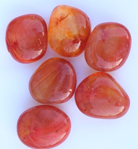 Pebbles lava red polished - pebbles,