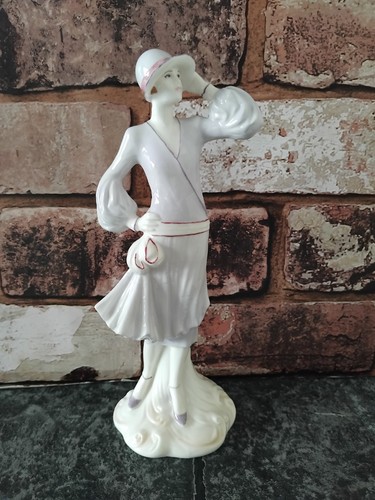 Royal worcester annie 1927 - worcester,