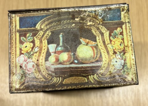 Vintage late victorian - victorian, tin