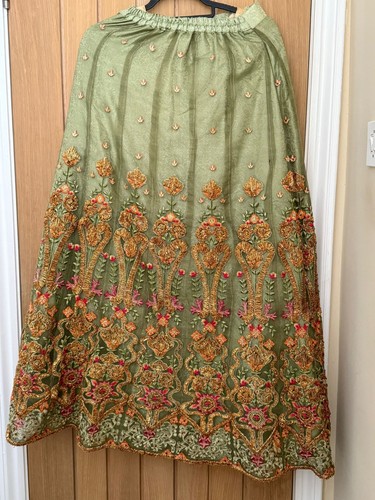 Mehndi outfit pakistani - mehndi,