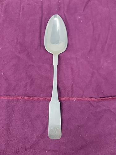 Coin silver serving - 8, 1/2"