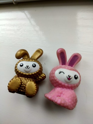 Flocked mini figurine - x, from