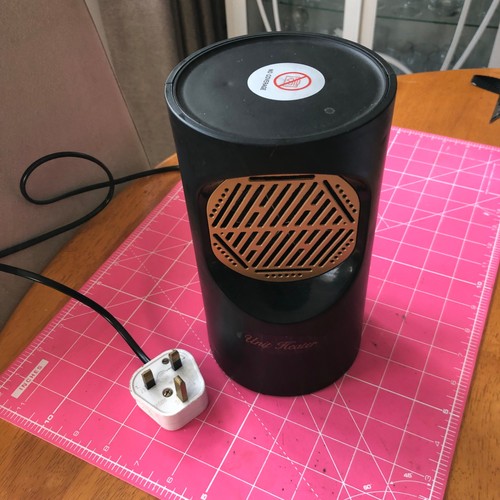 Small compact electric heater