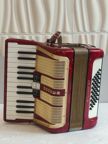 Piano accordion akkordeon - piano,
