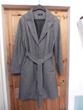 1 X F&F, DOGTOOTH DESIGN BELTED COAT JACKET, BLACK & WHITE SIZE 16, LOW START.