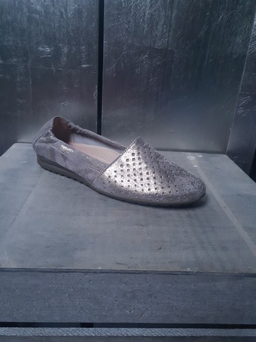 Mint condition gabor loafers - mint,