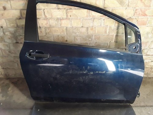 Toyota yaris front right - yaris,