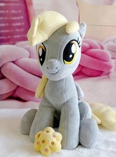 Hasbro My Little Pony Sitting