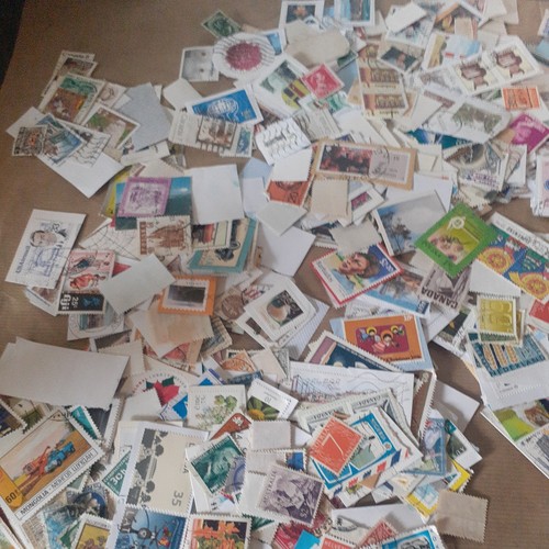 500g mix foreign stamps - foreign,