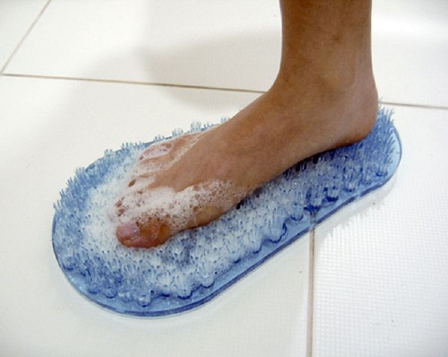 Soapy soles foot cleaner - soapy,