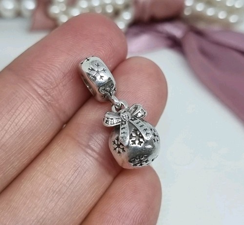 Genuine pandora festive - genuine,