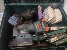 Metabo 12v Detail Sander with batteries