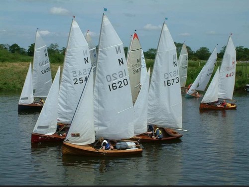 National dinghy wooden - 12,