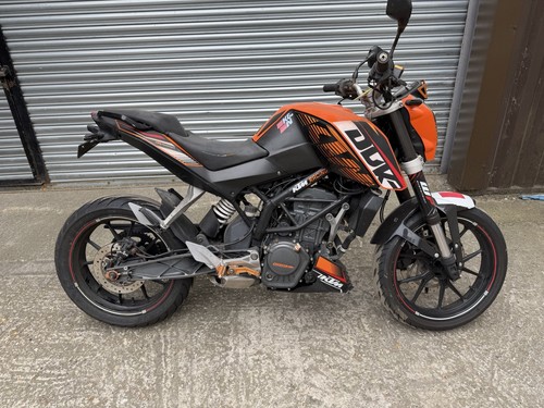 Ktm duke 125 breaking - ktm,