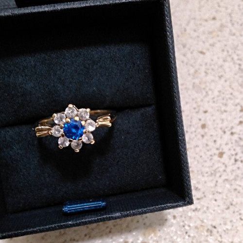 9ct yellow gold sapphire - sapphire, &