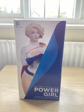 DC Collectibles POWER GIRL Statue numbered limited edition