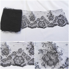 Antique Chantilly Lace Flounce