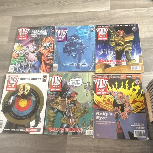 2000 judge dredd 889 - 2000,