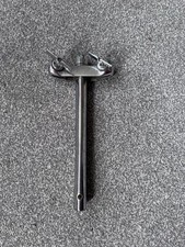 Premier Oval Tom Holder