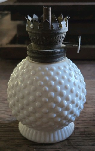 Miniature white hobnail milk - miniature,
