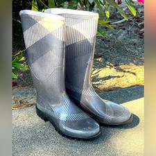 EUC Burberry Anthracite