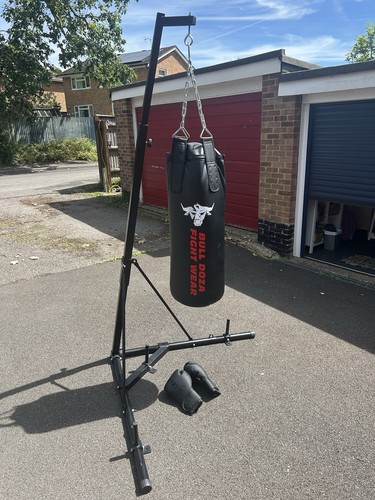 Free standing punch - free,