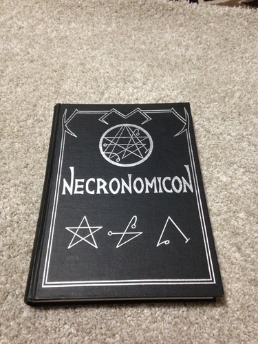 Necronomicon simon 1977 - necronomicon,