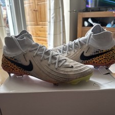 NIKE PHANTOM LUNA II ELITE FG