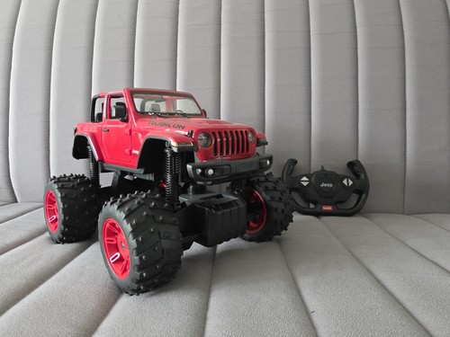 Rastar jeep wrangler - jeep,