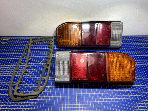 Lucas rear light - pair, fits